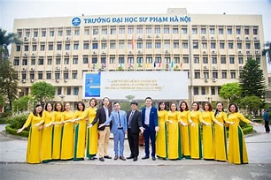 TRƯỜNG SƯ PHẠM